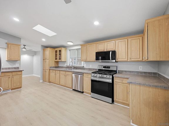 2nd image of 450 E Bradley Ave Space 68