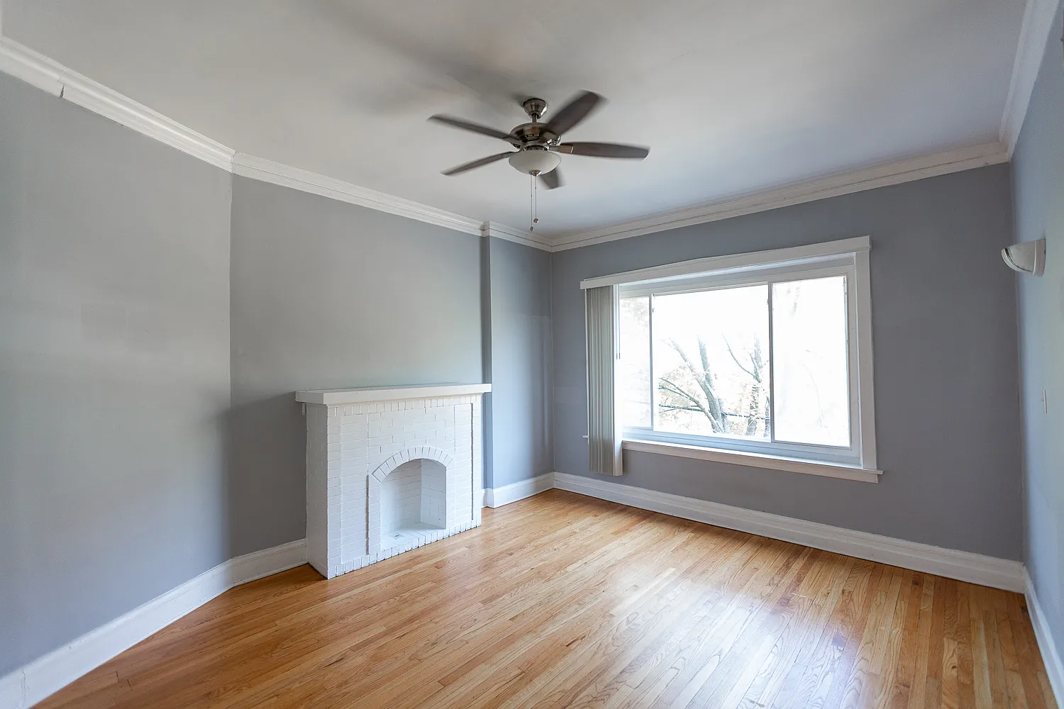 3 bed, 1100 sqft, $3,175 — Photo 1