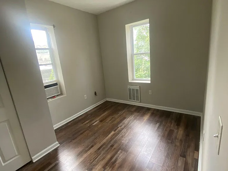 Besdroom 2