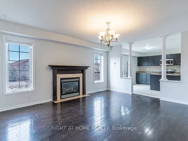 1373 Hunter St — Photo 10