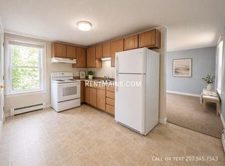 15 Elm St APT 3, Bangor, ME 04401