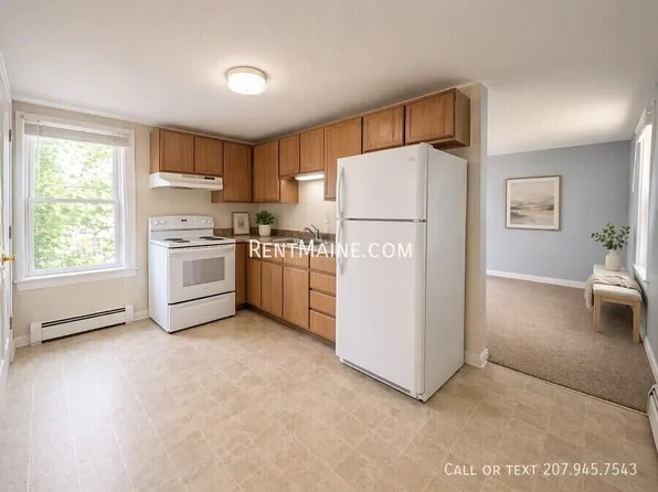 15 Elm St, Bangor, ME