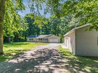 32280 County Road 687, Bangor, MI 49013