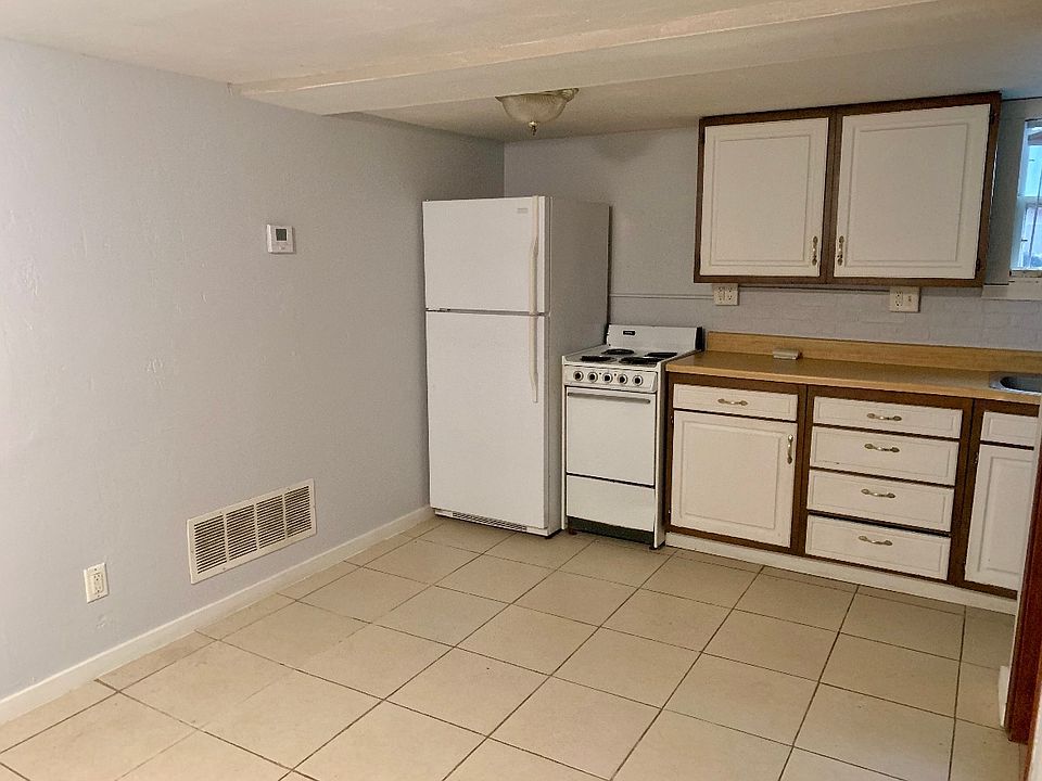 1st image of 1326 Peach St