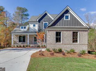 1241 Riverhill Dr, Bishop, GA 30621