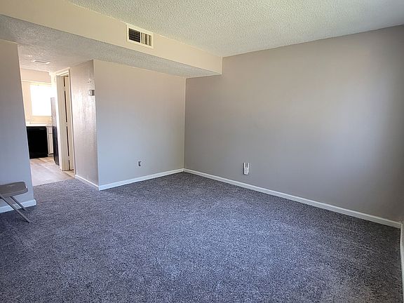 2nd image of 1317 Hobart Dr #1317