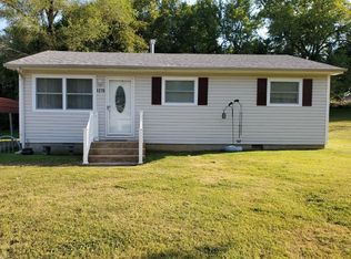 1270 Casey Ave, Saint Clair, MO 63077