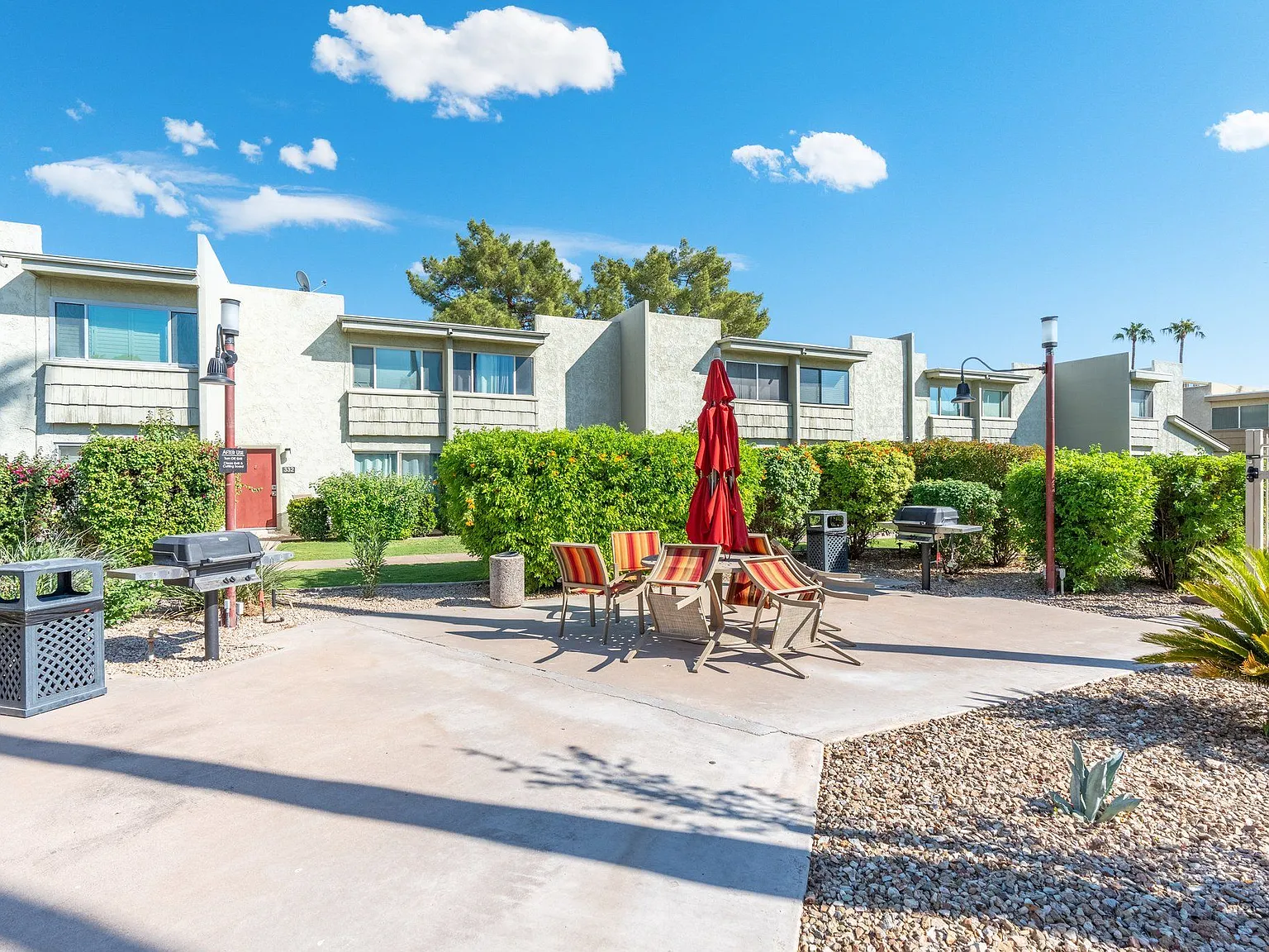 2 bed, 1.5 bath, 986 sqft, $3,250 — Photo 4