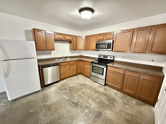 5th image of 510 Pine St APT 2