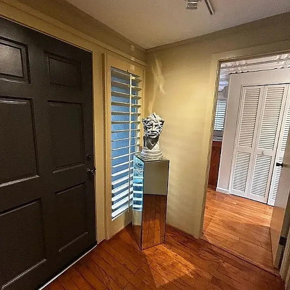 1702 Hill Ave — Photo 11