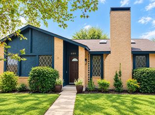 2806 Holy Cross Ln, Garland, TX 75044