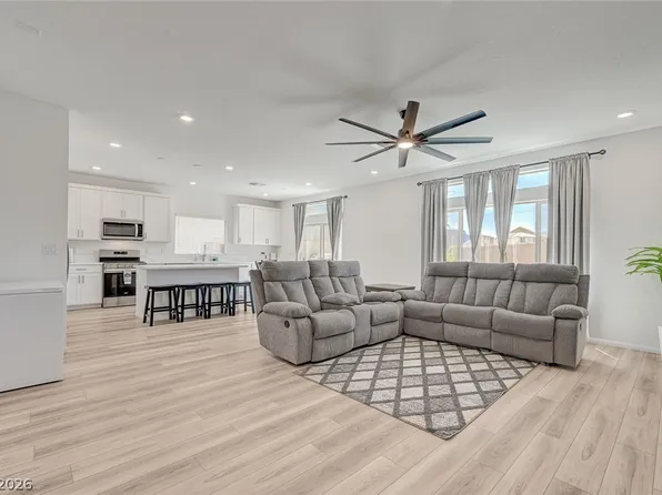 10229 Bloom Quick Ct, Las Vegas, NV 89141