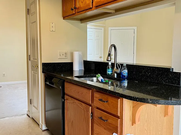 1717 Landmark Dr #3C — Photo 10