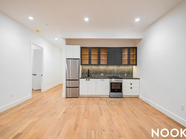 228 North Seventh Street image 5 of 14