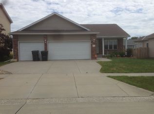 2640 SW 17th St, Lincoln, NE 68522