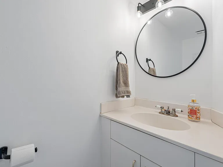 6158 Riverwalk Ln #6 — Photo 8