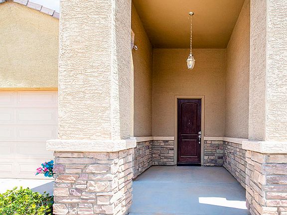 4th image of 2390 N Horseshoe Cir
