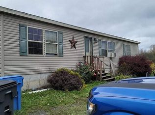 924 David Downey Rd, Penn Yan, NY 14527