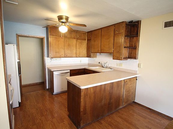 5th image of 3401 Prescott Ave