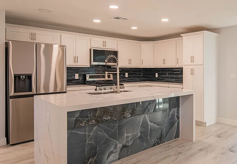 3701 E Ludlow Dr — Photo 13