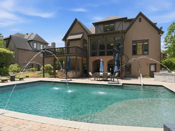 3920 Butler Springs Way, Hoover, AL 35226