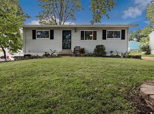 216 Arras Dr, Saint Louis, MO