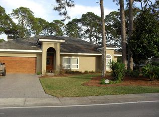 352 Wahoo Rd, Panama City Beach, FL 32408