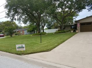 709 Sparrow Ave, Palm Harbor, FL 34683