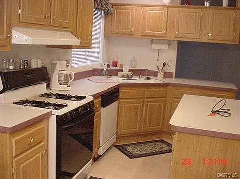 4th image of 110 Marina Dr Spc 18