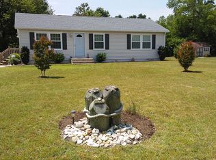 2 Winchester Dr, Ocean View, DE 19970