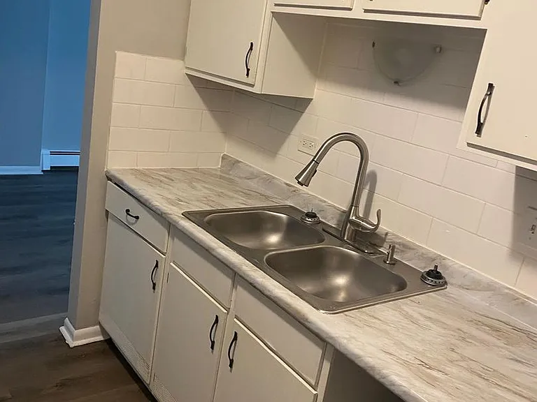 14315 S Pennsylvania Ave — Photo 11