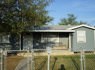 1172 Trinity St, Eagle Pass, TX 78852