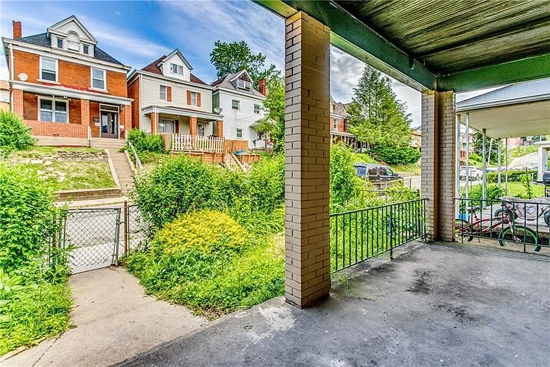 2nd image of 240 Reifert St
