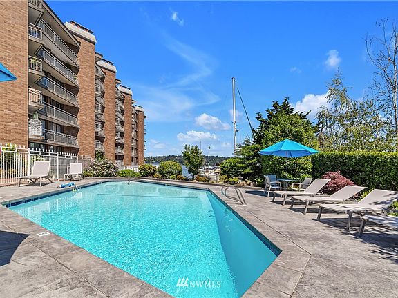 3rd image of 9468 Rainier Avenue S #508
