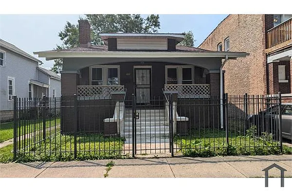 149 E 114th Pl photo 1