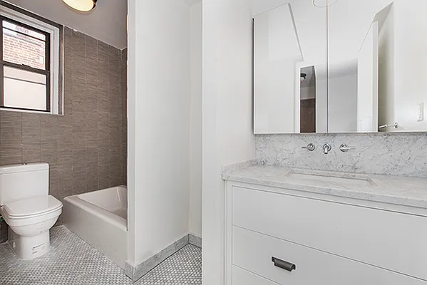 Rented by Bold New York | media 39