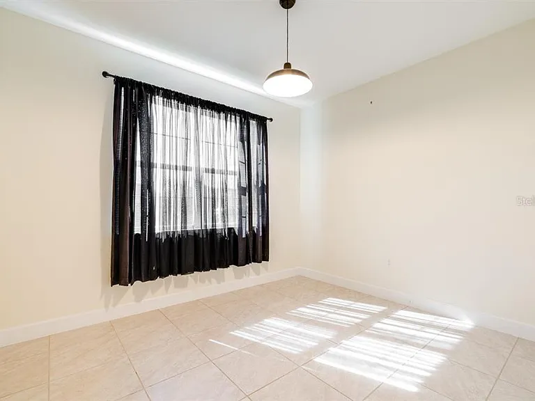 520 Nogales Ct — Photo 31