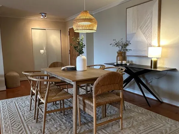 1800 Old Meadow Rd APT 1720, Mc Lean, VA 22102