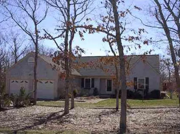 1 Edgewood Dr, Edgartown, MA 02539