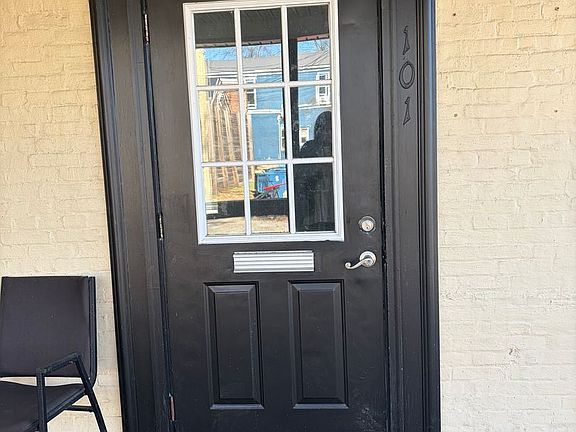 2nd image of 221 S Main St Suite 101