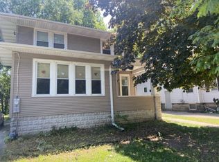 540 N 7th St, Dekalb, IL 60115