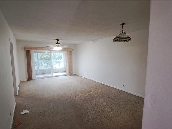 4th image of 2851 E Golf #202