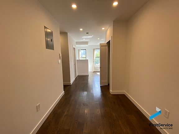 3rd image of 225 E 5th St APT 5D