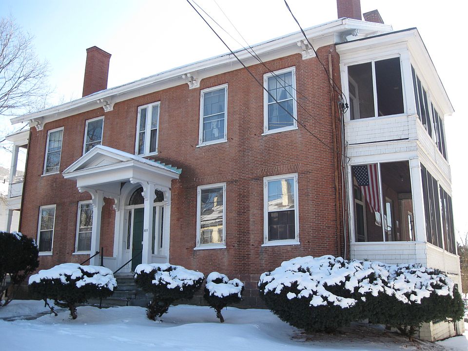 1st image of 303 Pearl St APT 2