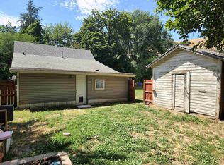 108 E 8th St, Colfax, WA 99111