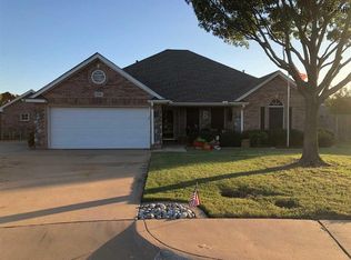 9 Brady Ct, Iowa Park, TX 76367