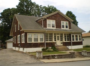 8-10 Oak St, West Warwick, RI 02893