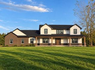 11349 Waters Edge Dr, Wheatfield, IN 46392