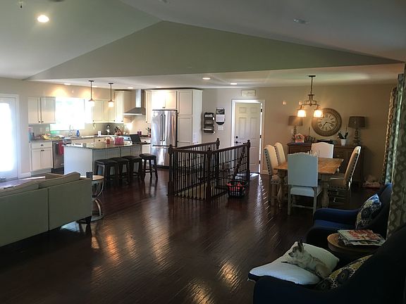 5th image of 510 Holshire Way