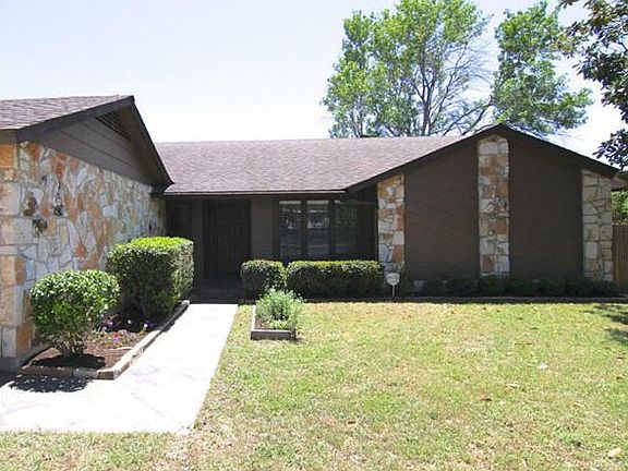 3rd image of 9025 Texas Sun Dr